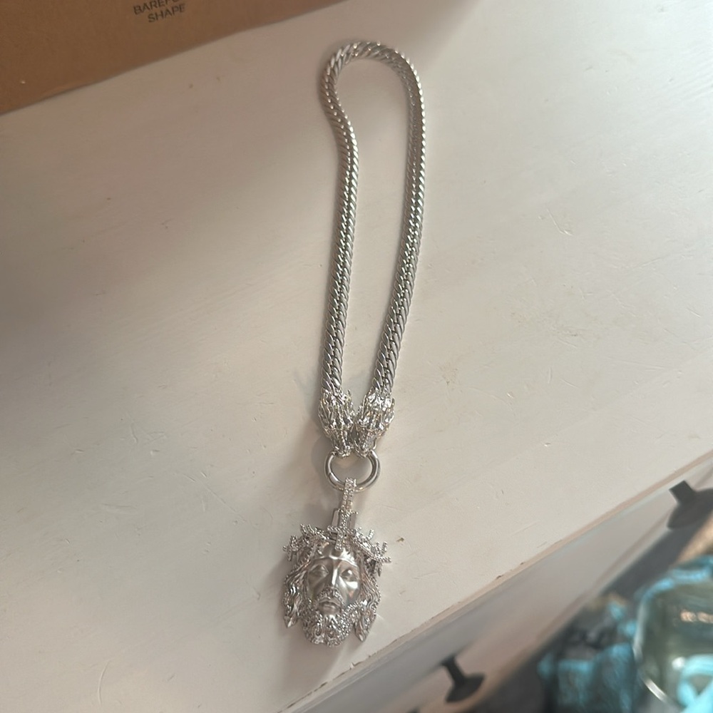 Aporro Silver Jesus Christ Chain